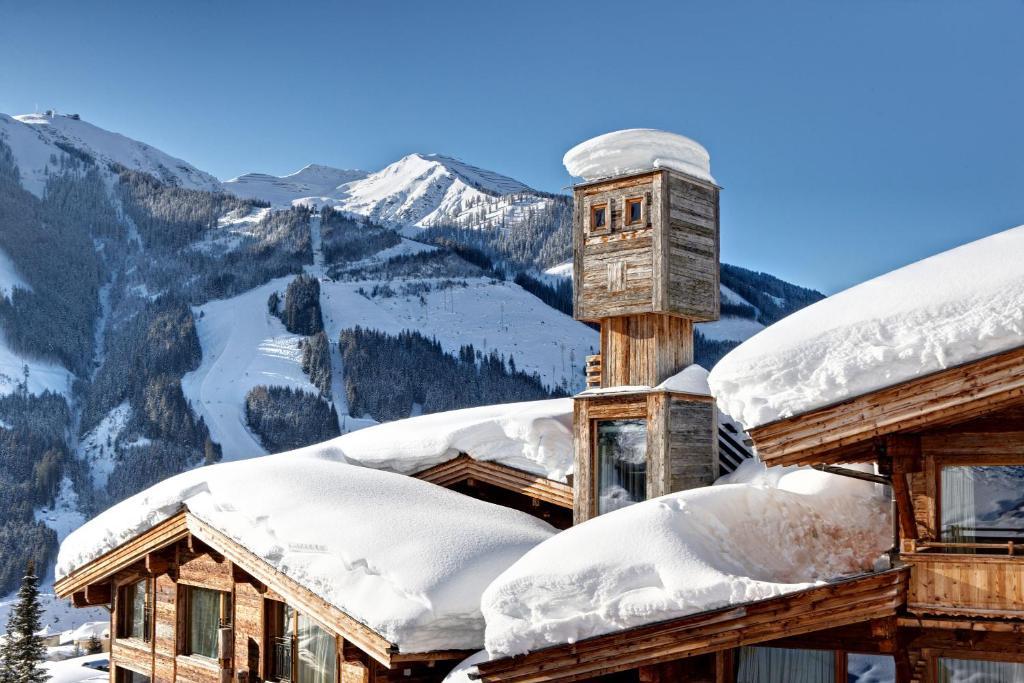 Art & Ski-In Hotel Hinterhag ザールバッハ・ヒンターグレム エクステリア 写真