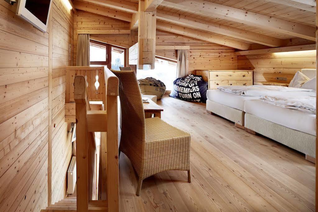 Art & Ski-In Hotel Hinterhag ザールバッハ・ヒンターグレム 部屋 写真